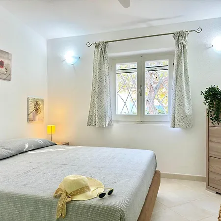 Dom wakacyjny Garden Retreat - Homey Experience Olbia
